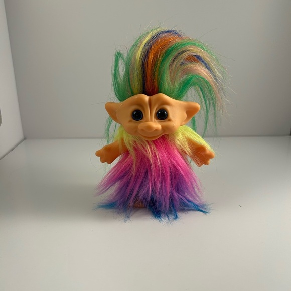 Trolls Doll with Multicolor Hair - Picture 1 of 6